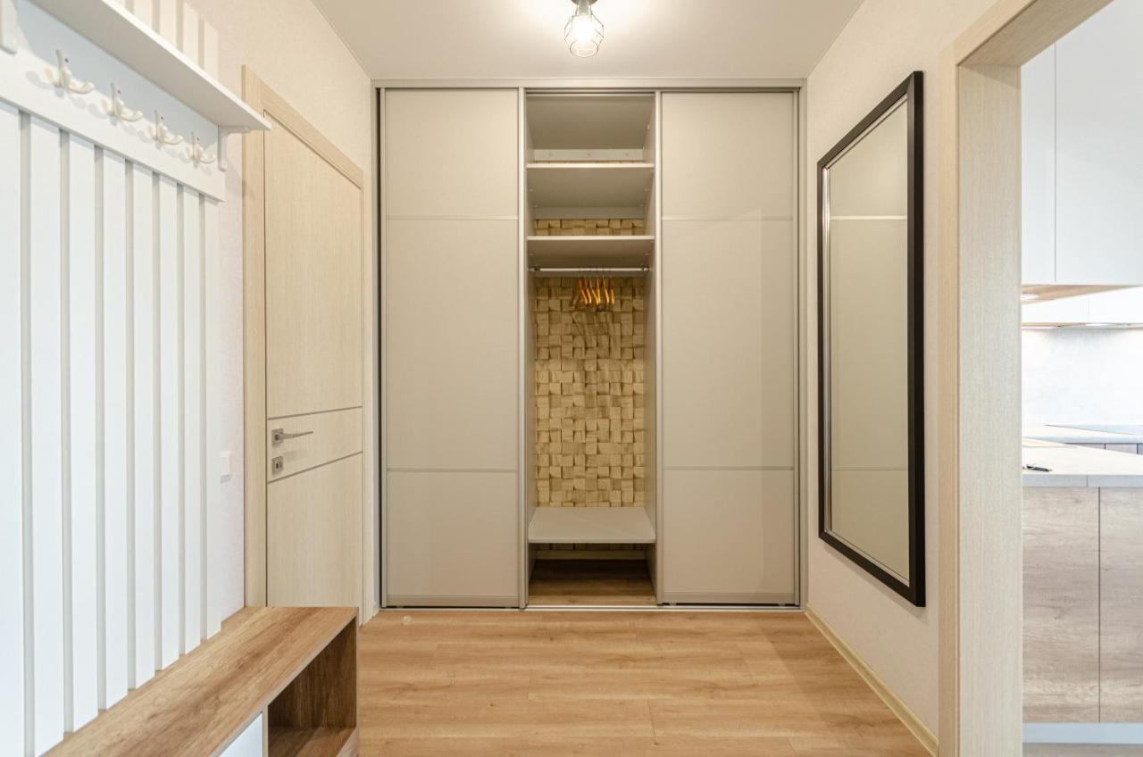 Petrovdom 5-25 In Cozy Apartment In Residential Complex "Beresteiskyi" Kyiv Exterior photo